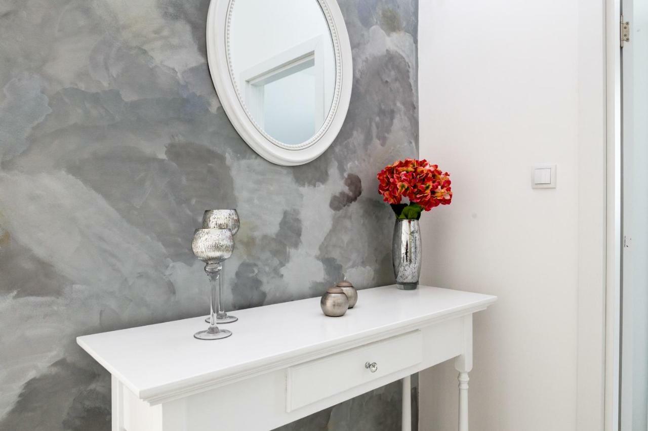 Sunny Nest Apartments Kotor Ngoại thất bức ảnh